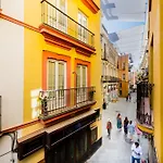 Elegant Apartment - 2 Bd 1 Bth - Center Sevilla