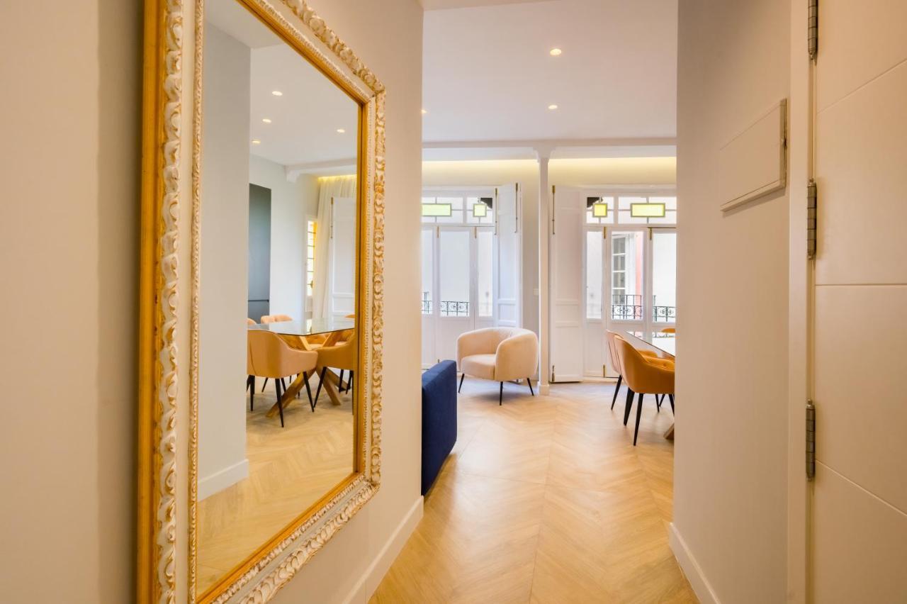 Elegant - 2 Bd 1 Bth - Center Appartement *